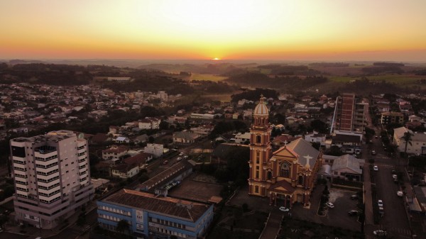 Indústria puxa geração de empregos e Tapejara fecha 2025 com saldo positivo