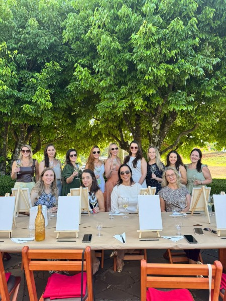 Barrica de Fogo celebra Mês da Mulher com sunset sensorial em Tapejara